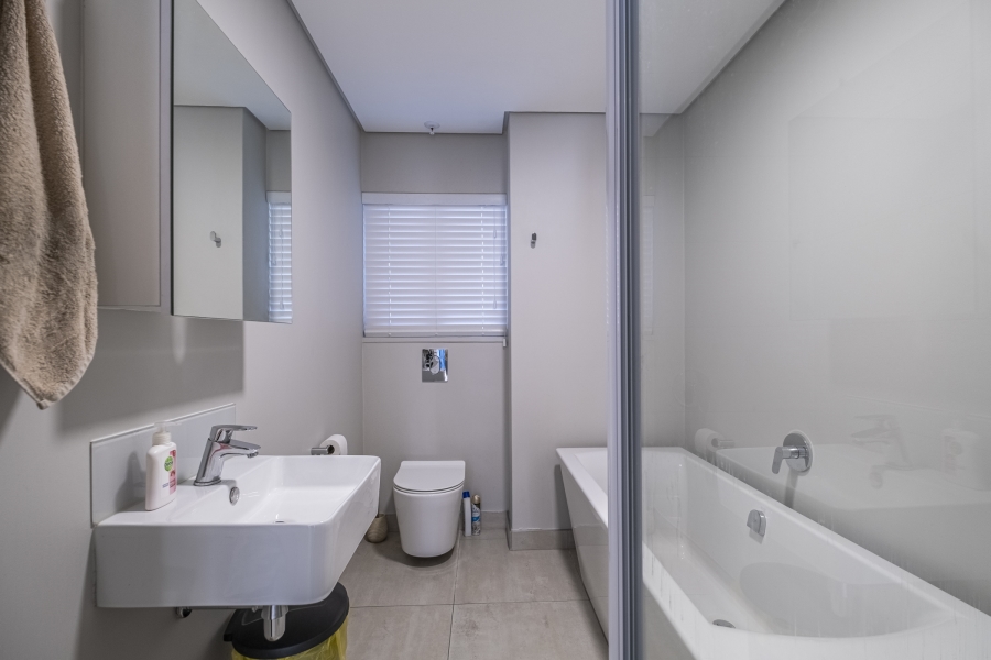 2 Bedroom Property for Sale in Summerstrand Eastern Cape